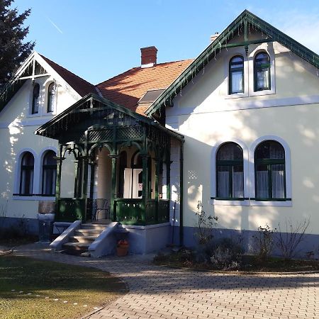 Veszprém Szalay Villa מראה חיצוני תמונה