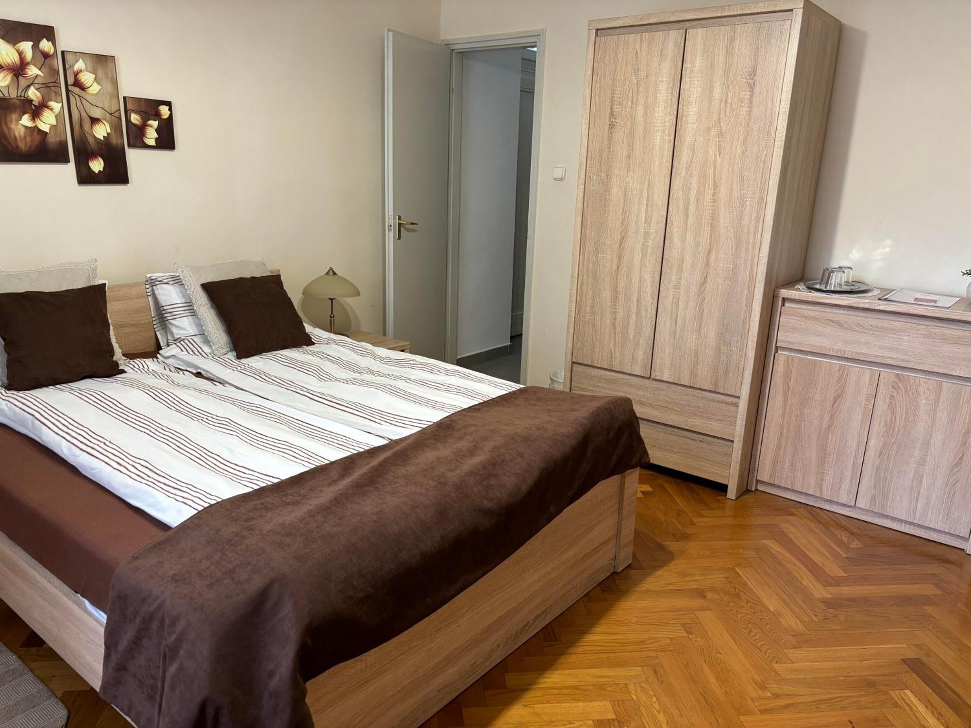 Veszprém Szalay Villa מראה חיצוני תמונה