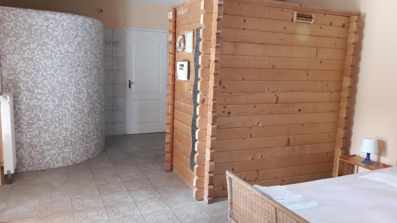 Veszprém Szalay Villa מראה חיצוני תמונה
