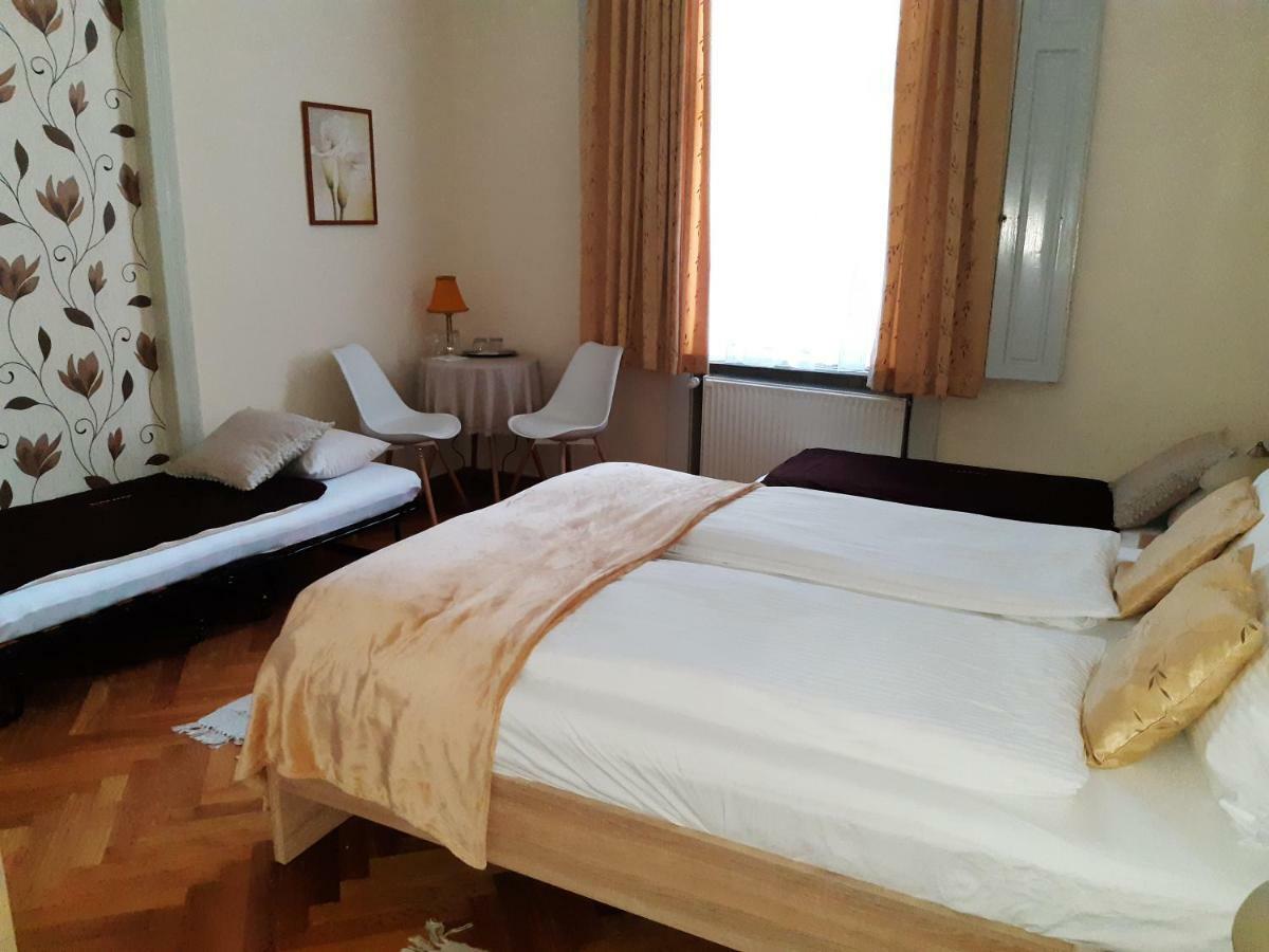 Veszprém Szalay Villa מראה חיצוני תמונה