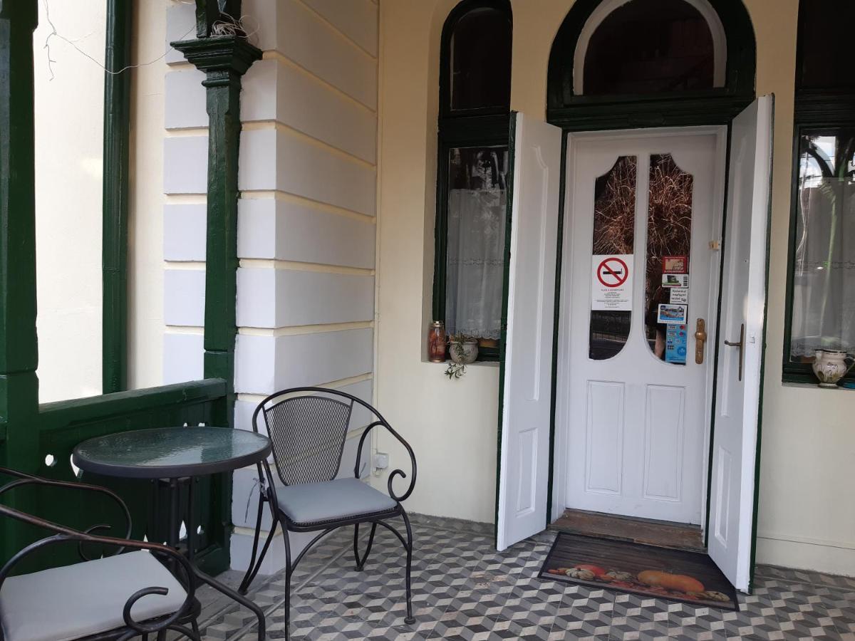 Veszprém Szalay Villa מראה חיצוני תמונה